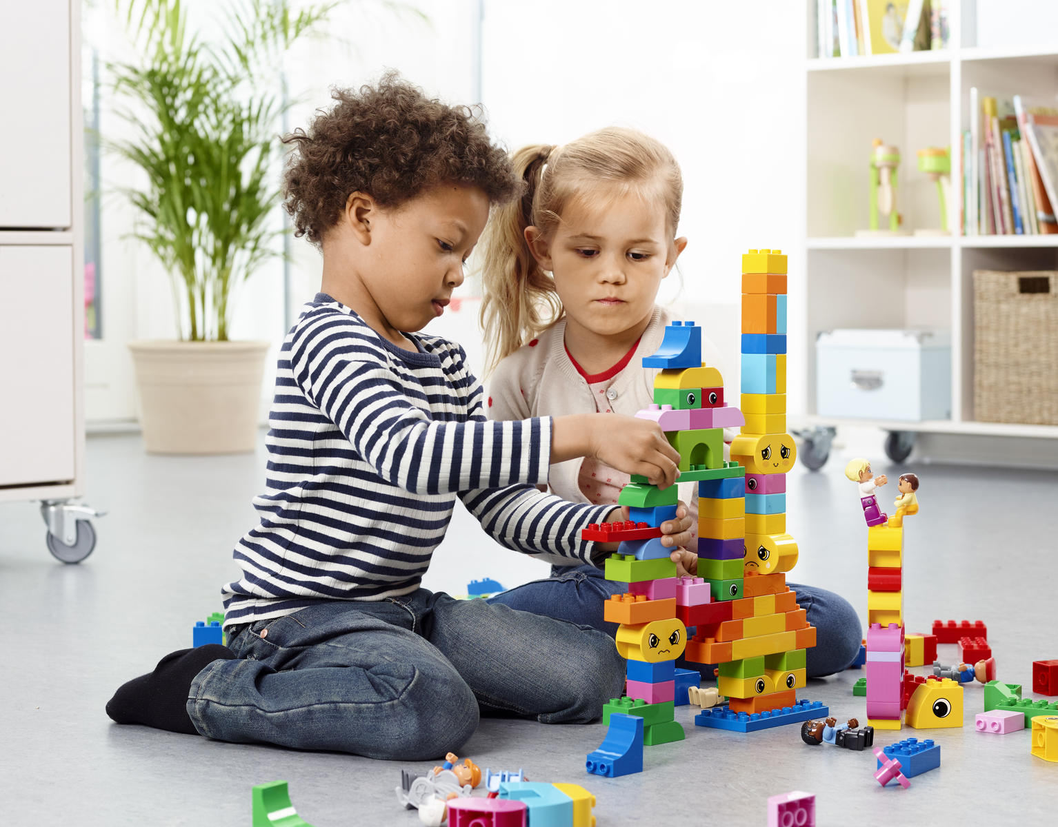 LEGO® Education Kreativt set med DUPLO® klossar - Bild 4