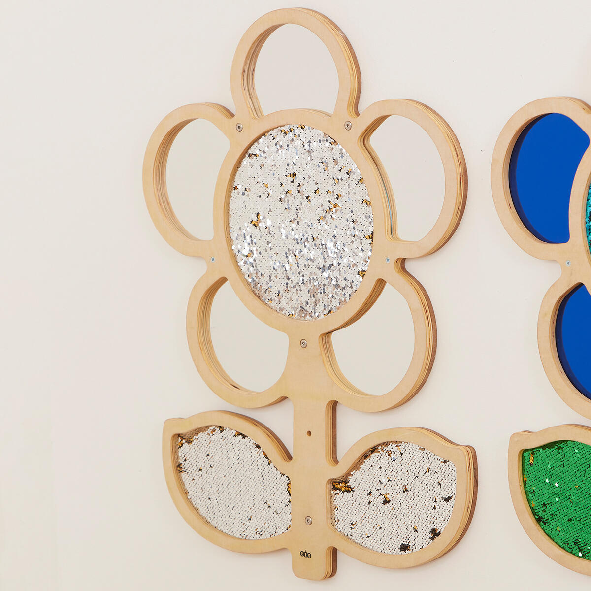 Paljett- och Spegeltavla - Silvrig blomma