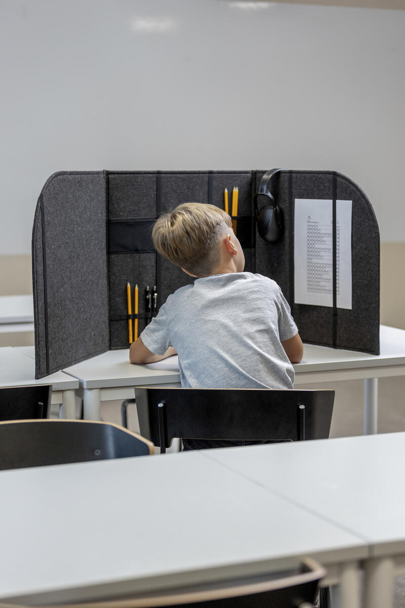 Bordsskärm för auditiv/visuell avskärmning - Bild 3