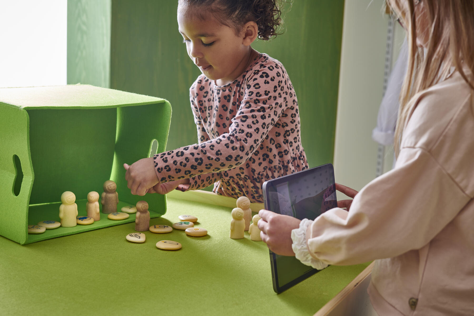 Green Screen låda 2 st/fp 26x34x27 - Bild 2